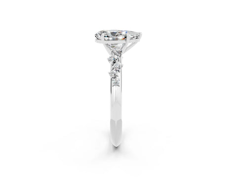 White gold Pear Cut Moissanite Cluster Side Stone Solitaire Ring with Prong Setting_26