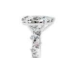 White gold Pear Cut Moissanite Cluster Side Stone Solitaire Ring with Prong Setting_29