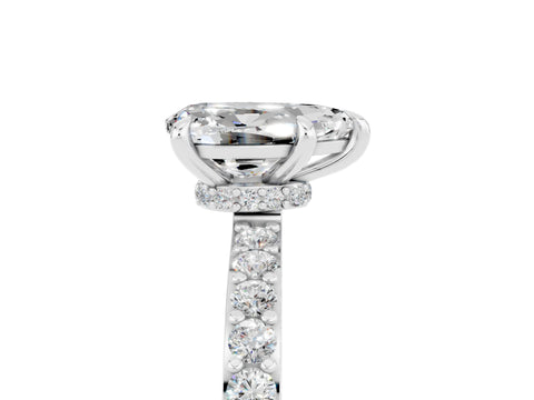 White gold Pear Cut Moissanite Pavé Engagement Ring with Round  Accents and Prong Setting_29