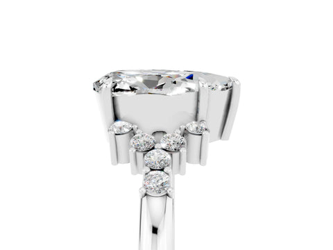 White gold Pear Cut Moissanite Ring with Side Stones and Four-Prong Setting_41