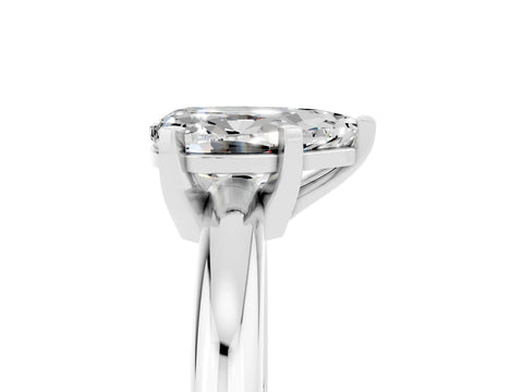 White gold Pear Cut Moissanite Solitaire Engagement Ring with Round Band and Four-Prong Setting_5