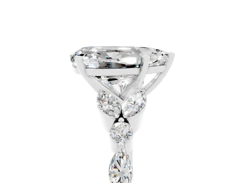 White gold Pear Cut Moissanite Solitaire Ring with Side Stones and Four-Prong Setting_41
