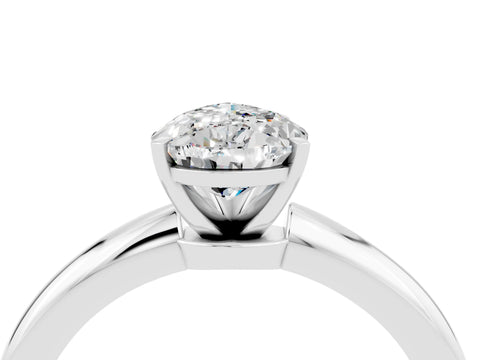 White gold Pear Cut Moissanite Solitaire Ring with Six-Prong Setting and Classic Band_4