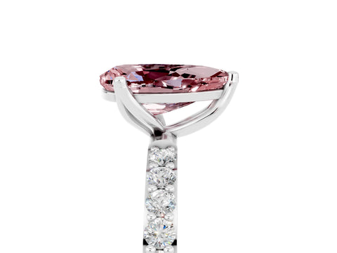 White gold Pear Cut Morganite Solitaire Engagement Ring with Pavé Band and Prong Setting_5