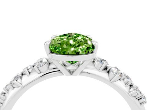 White gold Pear Cut Peridot Cluster Side Stone Solitaire Ring with Prong Setting_28