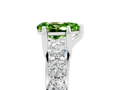 White gold Pear Cut Peridot Engagement Ring with Pavé Band and Four-Prong Setting_5