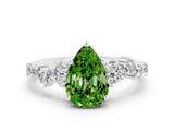 White gold Pear Cut Peridot Scattered Round Accent Ring with Prong Setting_36
