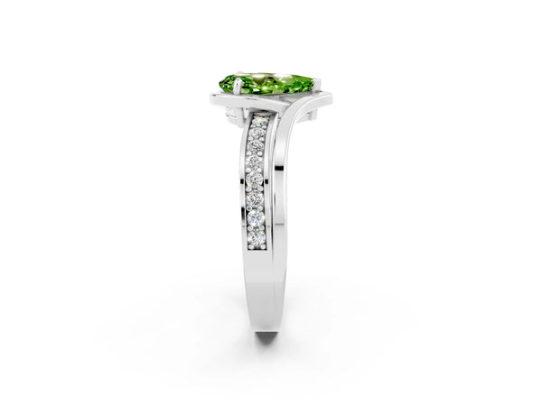 White gold Pear Cut Peridot Solitaire Ring with Split Shank and Prong Setting