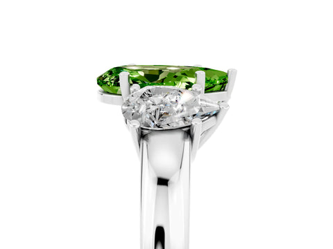 White gold Pear Cut Peridot Three-Stone Ring with Four-Prong Setting and Classic Band_5