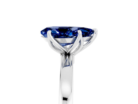 White gold Pear Cut Solitaire Diamond Ring with Thin Band and Four-Prong Setting_5