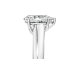 White gold Pear Cut Solitaire Engagement Ring with Tapered Band and Four-Prong Setting_8