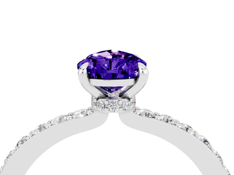 White gold Pear Cut Tanzanite Solitaire Engagement Ring with Pavé Band and Four-Prong Setting_4