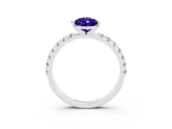 White gold Pear Cut Tanzanite Solitaire Pavé Band with Four-Prong Setting
