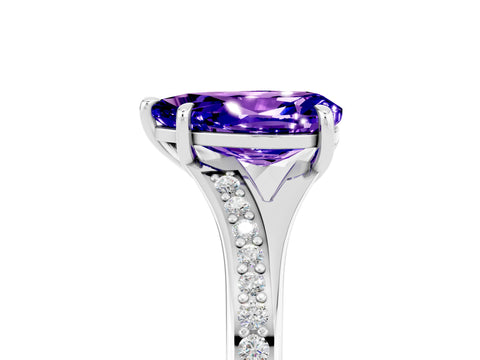 White gold Pear Cut Tanzanite Solitaire Ring with Pavé Band and Prong Setting_17