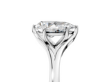 White gold Pear Solitaire Diamond Ring with Six-Prong Setting and Tapered Band_29