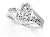 White gold Pear Solitaire Diamond Ring with Split Shank and Prong Setting_148