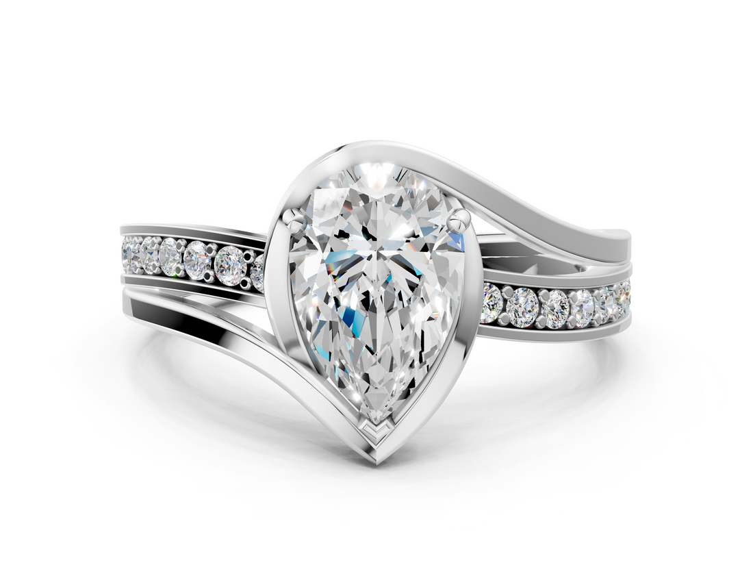 White gold Pear Solitaire Diamond Ring with Split Shank and Prong Setting_152