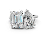 White gold Pear and Emerald Toi Moi Ring with Prong Setting and Plain Band_36