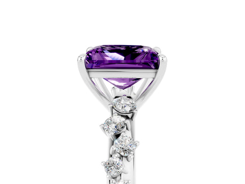 White gold Princess Cut Amethyst Cluster Side Stone Solitaire Ring with Prong Setting_29