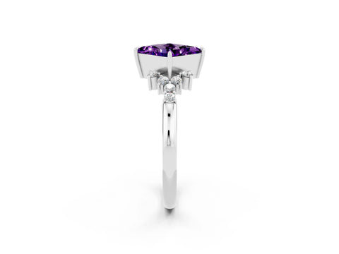 White gold Princess Cut Amethyst Ring with Side Stones and Four-Prong Setting_38