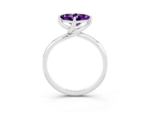 Platinum Princess Cut Amethyst Solitaire Engagement Ring with Four-Prong Setting and Classic Band