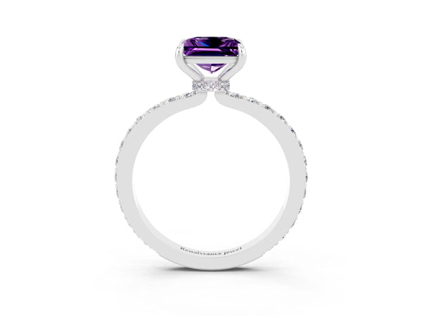 White gold Princess Cut Amethyst Solitaire Engagement Ring with Pavé Band and Four-Prong Setting