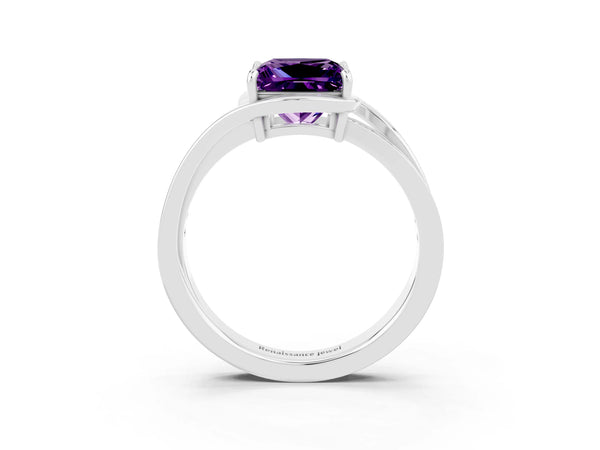 Platinum Princess Cut Amethyst Solitaire Ring with Split Shank and Prong Setting