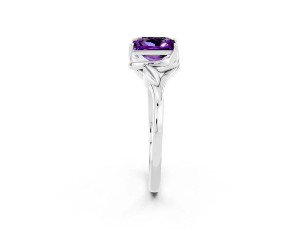 White gold Princess Cut Amethyst Solitaire Ring with Twist Band and Four-Prong Setting