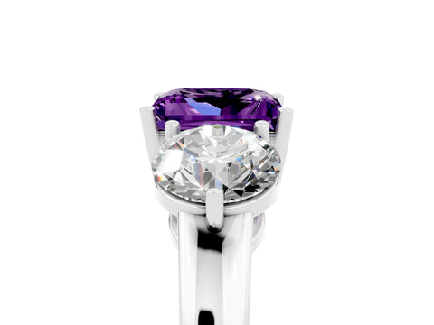 White gold Princess Cut Amethyst Three-Stone Ring with Prong Setting and Classic Band_5