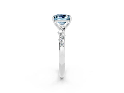 White gold Princess Cut Aquamarine Cluster Side Stone Solitaire Ring with Prong Setting_26