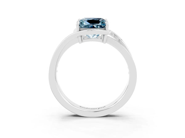 White gold Princess Cut Aquamarine Solitaire Ring with Split Shank and Prong Setting