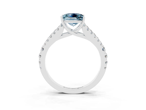 White gold Princess Cut Aquamarine Split Shank Pavé Engagement Ring with Four-Prong Setting