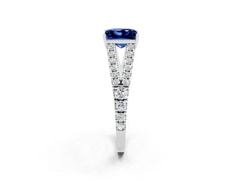 White gold Princess Cut Blue Sapphire Split Shank Pavé Engagement Ring with Four-Prong Setting_14