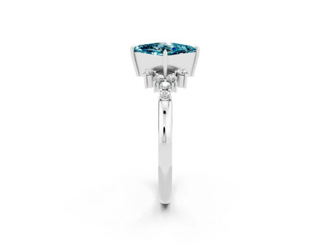 White gold Princess Cut Blue Topaz Ring with Side Stones and Four-Prong Setting_38