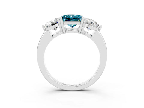 White gold Princess Cut Blue Topaz Three-Stone Ring with Prong Setting and Classic Band_3