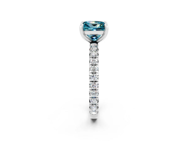 White gold Princess Cut Cut Diamond Pavé Band with Four-Prong Setting