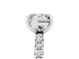 White gold Princess Cut Cut Diamond Pavé Band with Four-Prong Setting_5