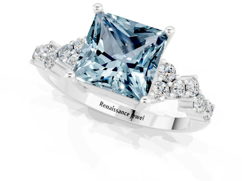 White gold Princess Cut Diamond Cluster Pavé Band with Four-Prong Setting_1