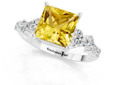 White gold Princess Cut Diamond Cluster Pavé Band with Four-Prong Setting_1