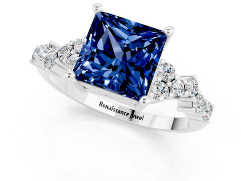 White gold Princess Cut Diamond Cluster Pavé Band with Four-Prong Setting_1