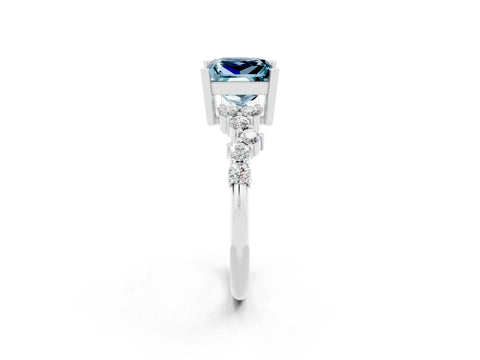 White gold Princess Cut Diamond Cluster Pavé Band with Four-Prong Setting_2