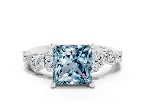 White gold Princess Cut Diamond Cluster Pavé Band with Four-Prong Setting
