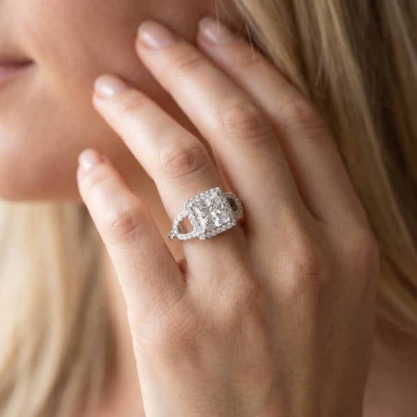 White gold Princess Cut Diamond Halo Engagement Ring with Open Split Pavé Band