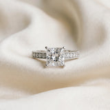 White gold Princess Cut Diamond Milgrain Pavé Engagement Ring with Four-Prong Setting_218