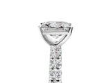 White gold Princess Cut Diamond Pavé Band Solitaire Ring with Prong Setting_117
