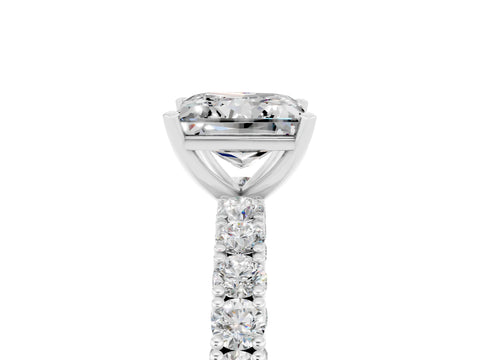 White gold Princess Cut Diamond Pavé Band Solitaire Ring with Prong Setting_11