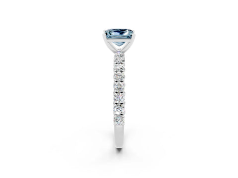 White gold Princess Cut Diamond Pavé Band Solitaire Ring with Prong Setting_2