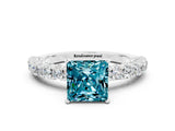 White gold Princess Cut Diamond Pavé Band Solitaire Ring with Prong Setting