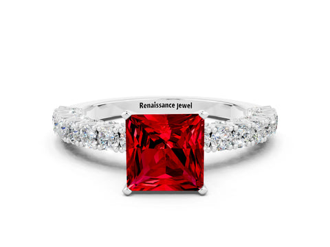 White gold Princess Cut Diamond Pavé Band Solitaire Ring with Prong Setting