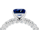 White gold Princess Cut Diamond Pavé Band Solitaire Ring with Prong Setting_4